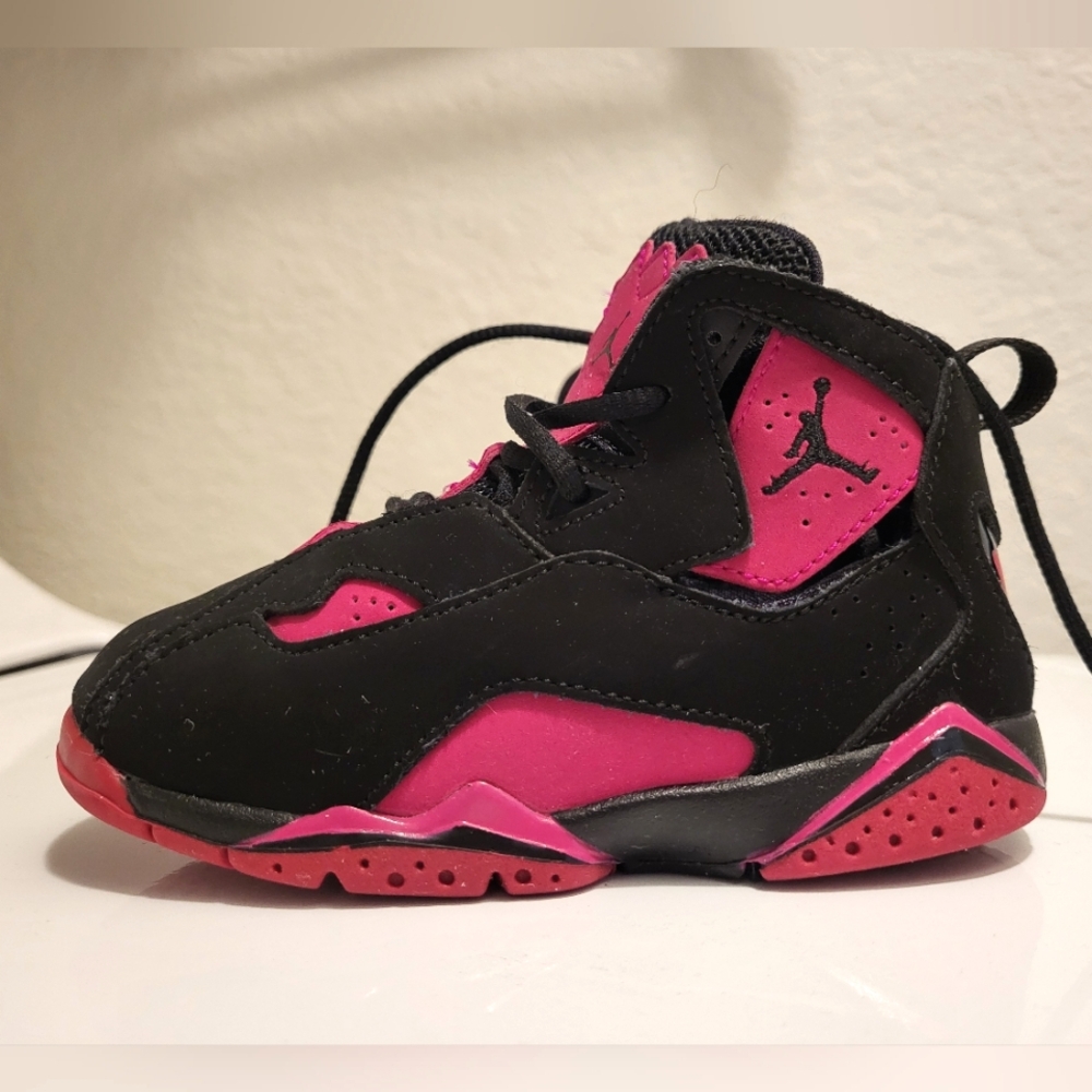Jordan New Flight Toddler sz 9c